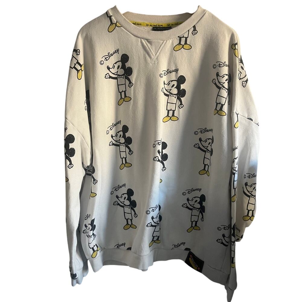 Mickey Mouse Disney artist series black and white size xxl